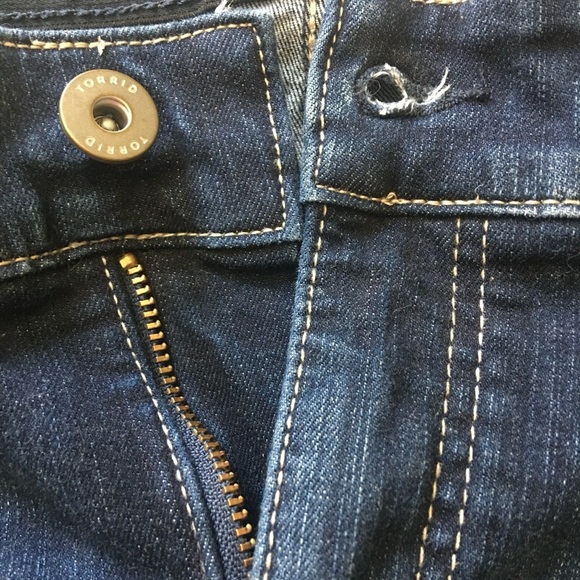 Torrid Blue Bombshell Skinny Jeans Sleek Fit - Picture 8 of 12